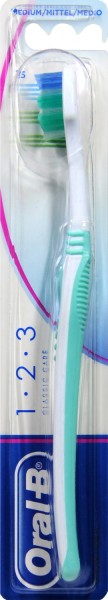 Oral-B Toothbrush Classic Care 123 Short Head, Medium